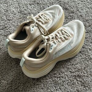 Hoka Bondi 8 shoes